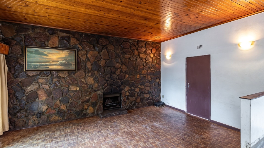 3 Bedroom Property for Sale in Glenanda Gauteng