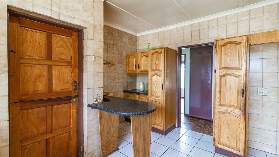 3 Bedroom Property for Sale in Glenanda Gauteng
