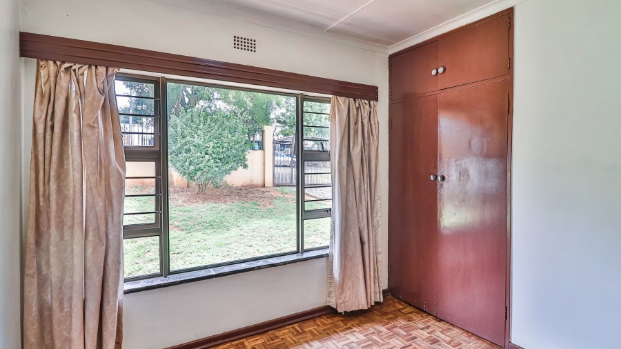 3 Bedroom Property for Sale in Glenanda Gauteng