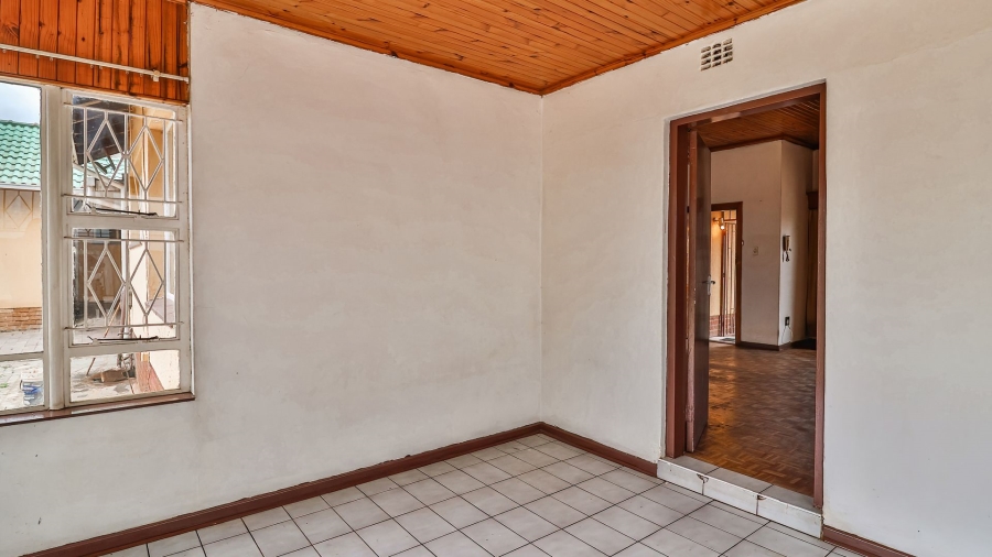 3 Bedroom Property for Sale in Glenanda Gauteng