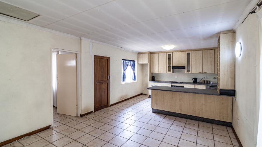 3 Bedroom Property for Sale in Glenanda Gauteng