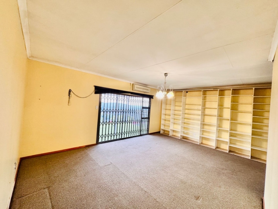 7 Bedroom Property for Sale in Kensington Gauteng