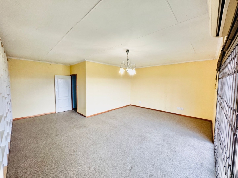 7 Bedroom Property for Sale in Kensington Gauteng