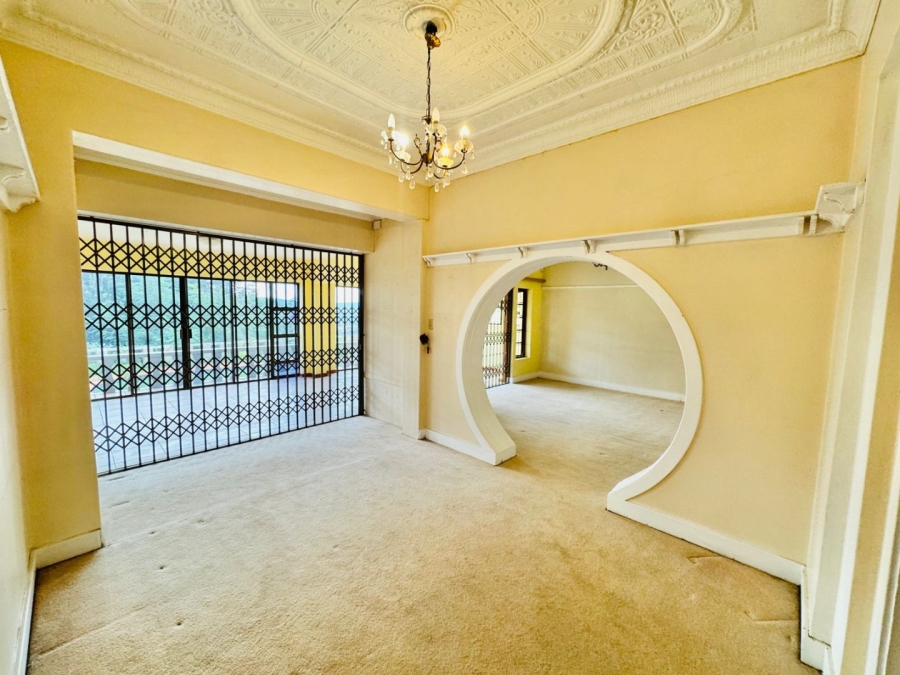 7 Bedroom Property for Sale in Kensington Gauteng