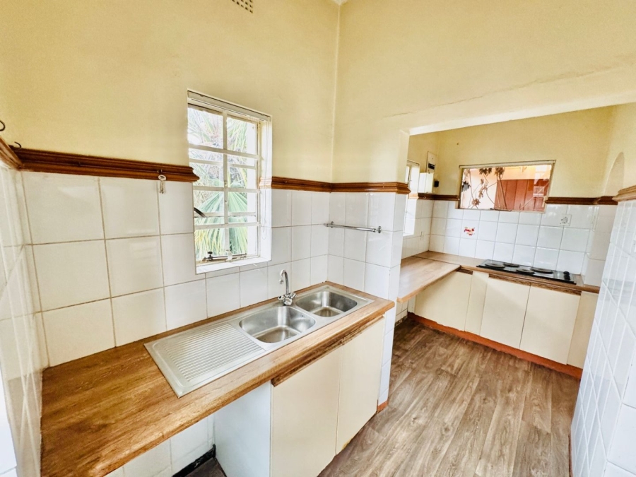 7 Bedroom Property for Sale in Kensington Gauteng