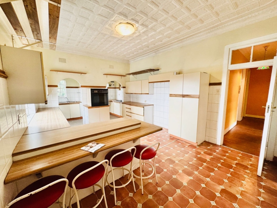 7 Bedroom Property for Sale in Kensington Gauteng