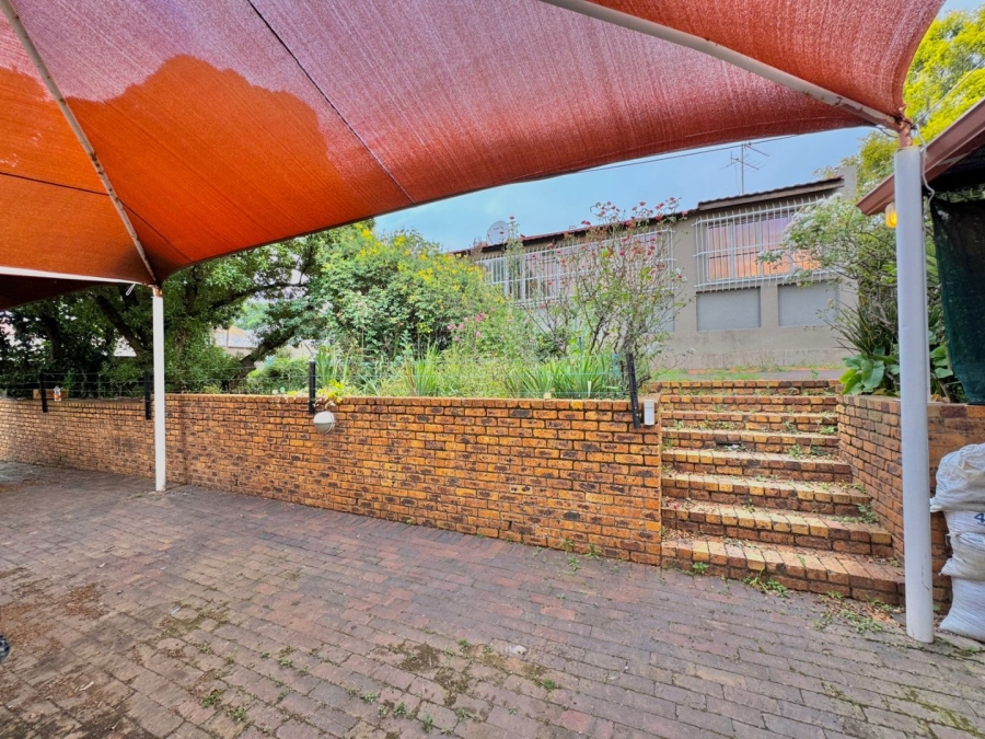 7 Bedroom Property for Sale in Kensington Gauteng