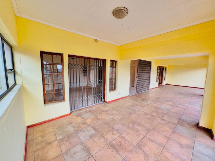 7 Bedroom Property for Sale in Kensington Gauteng