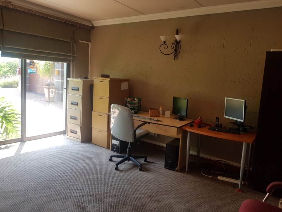 20 Bedroom Property for Sale in Bredell Gauteng