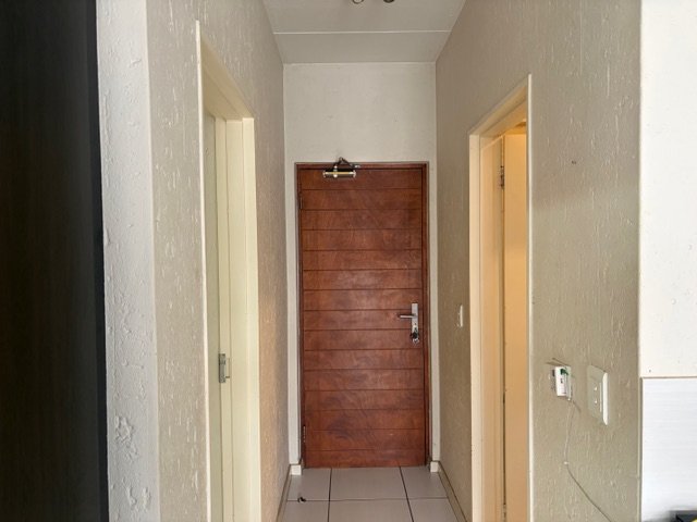 2 Bedroom Property for Sale in Paulshof Gauteng