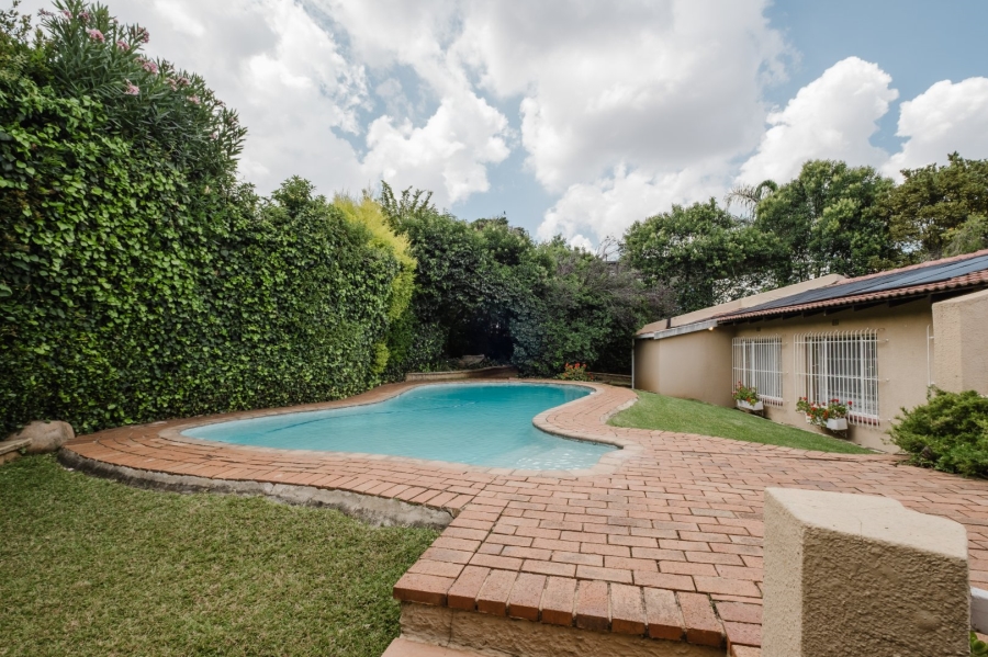 3 Bedroom Property for Sale in Glenvista Gauteng