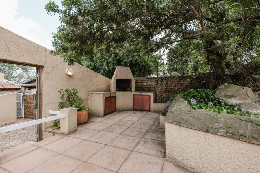 3 Bedroom Property for Sale in Glenvista Gauteng