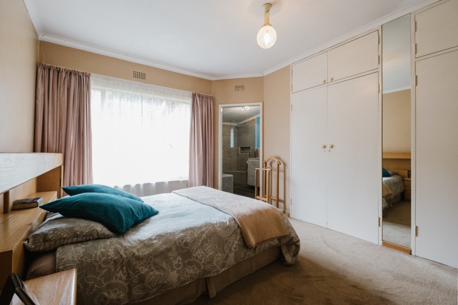 3 Bedroom Property for Sale in Glenvista Gauteng