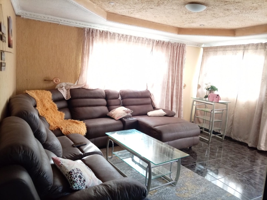 3 Bedroom Property for Sale in Soshanguve IA Gauteng