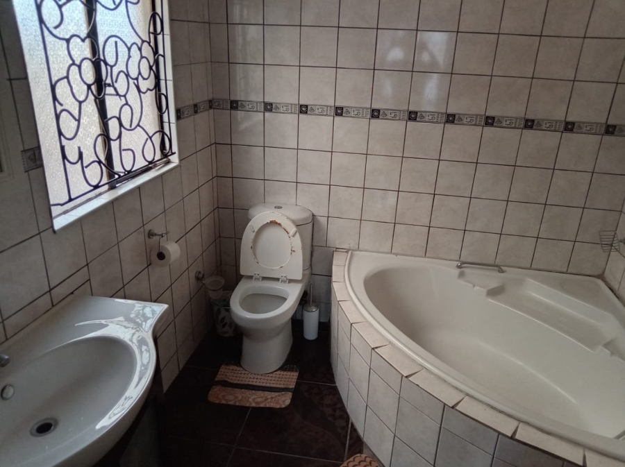 3 Bedroom Property for Sale in Soshanguve IA Gauteng