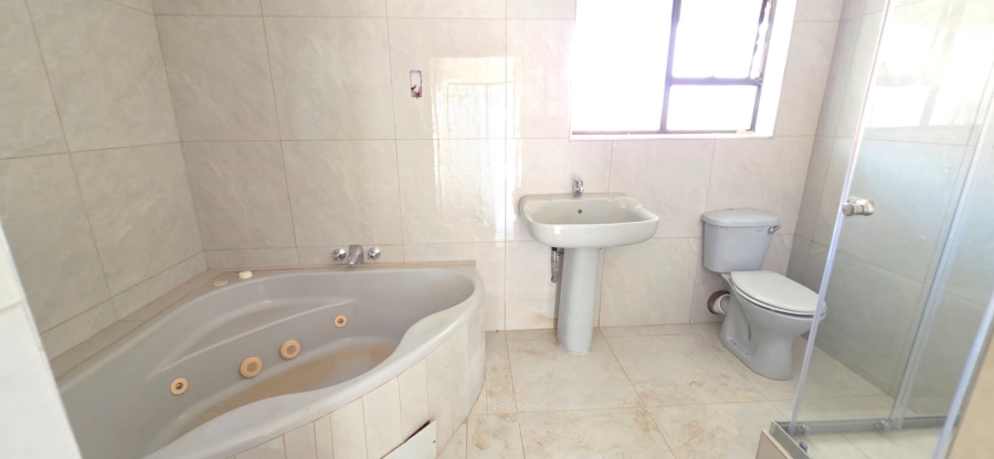 To Let 1 Bedroom Property for Rent in Laudium Gauteng