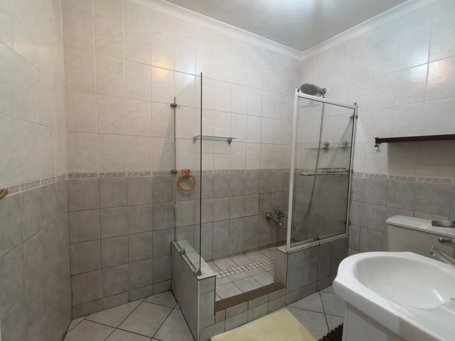 17 Bedroom Property for Sale in Aston Manor Gauteng