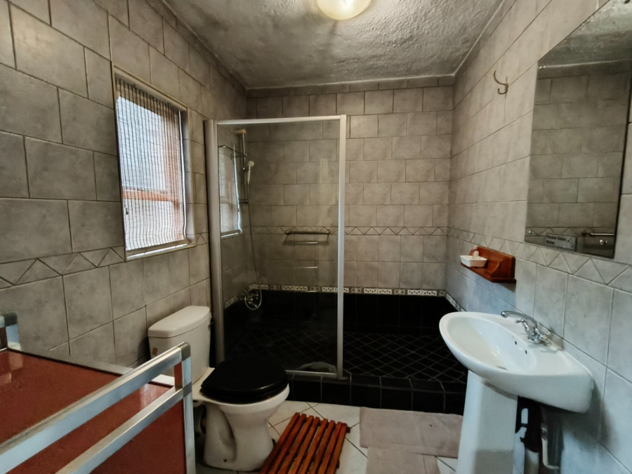 17 Bedroom Property for Sale in Aston Manor Gauteng