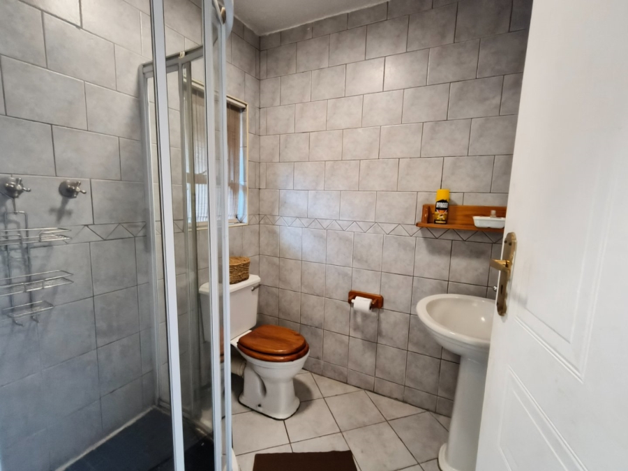 17 Bedroom Property for Sale in Aston Manor Gauteng