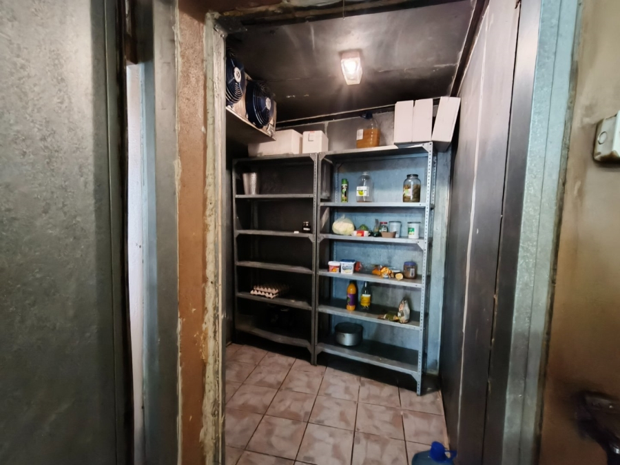 17 Bedroom Property for Sale in Aston Manor Gauteng