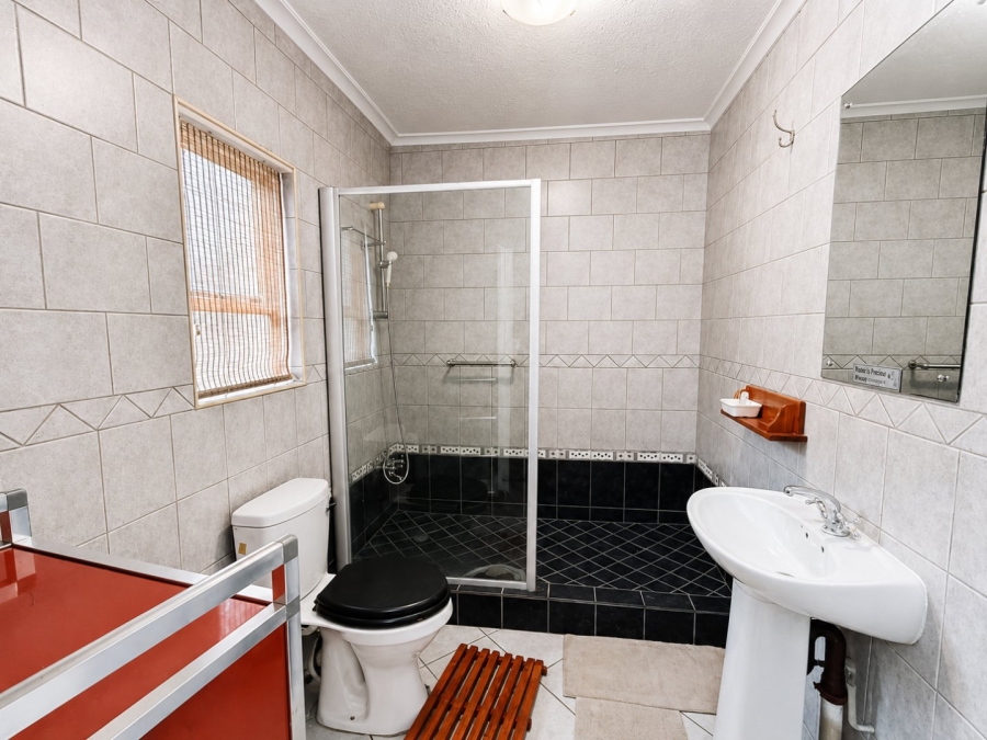 17 Bedroom Property for Sale in Aston Manor Gauteng
