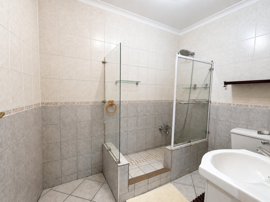 17 Bedroom Property for Sale in Aston Manor Gauteng