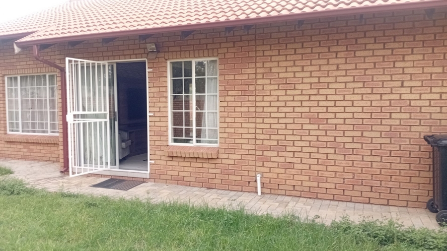 2 Bedroom Property for Sale in Equestria Gauteng