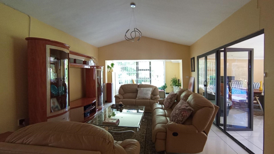 4 Bedroom Property for Sale in Waterkloof Ridge Gauteng