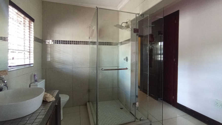 4 Bedroom Property for Sale in Waterkloof Ridge Gauteng