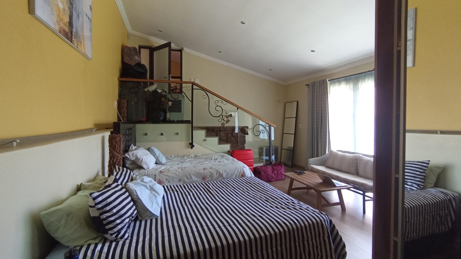 4 Bedroom Property for Sale in Waterkloof Ridge Gauteng