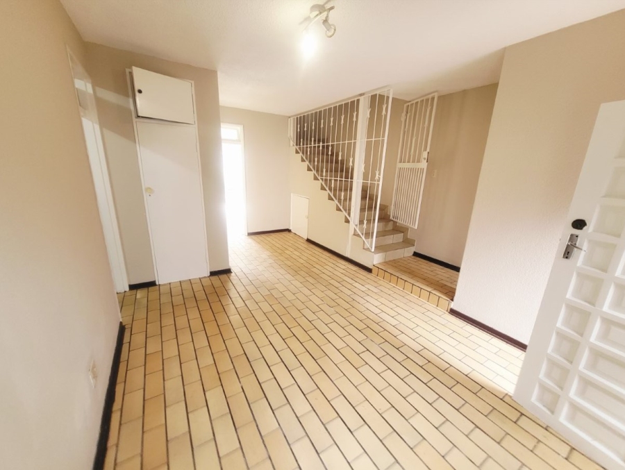  Bedroom Property for Sale in Bramley Park Gauteng