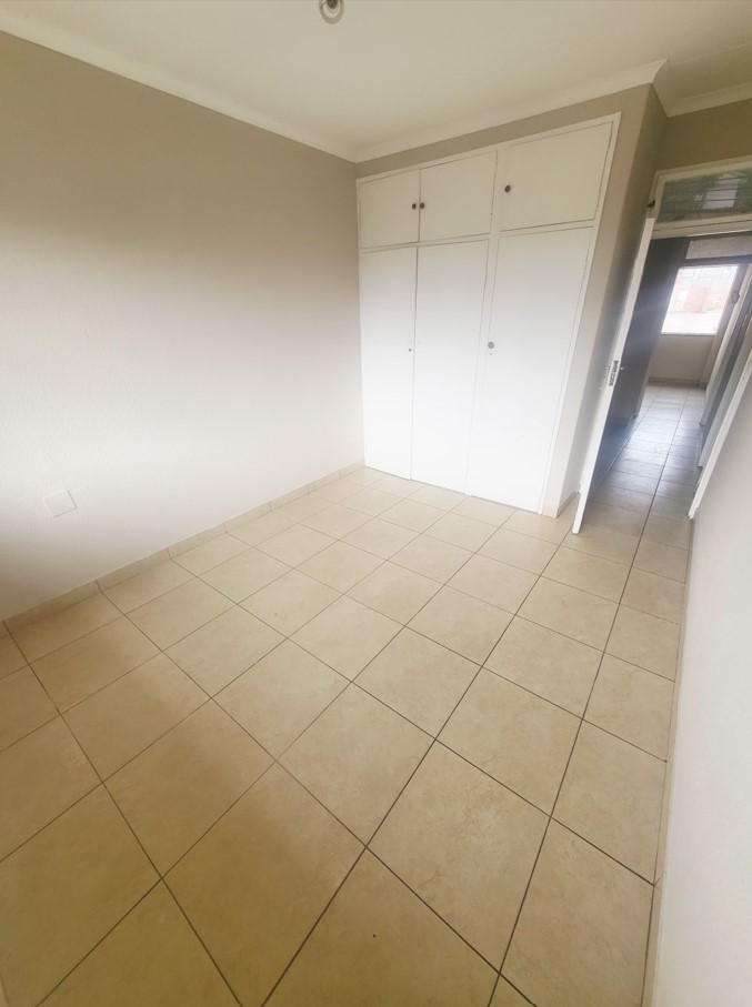  Bedroom Property for Sale in Bramley Park Gauteng