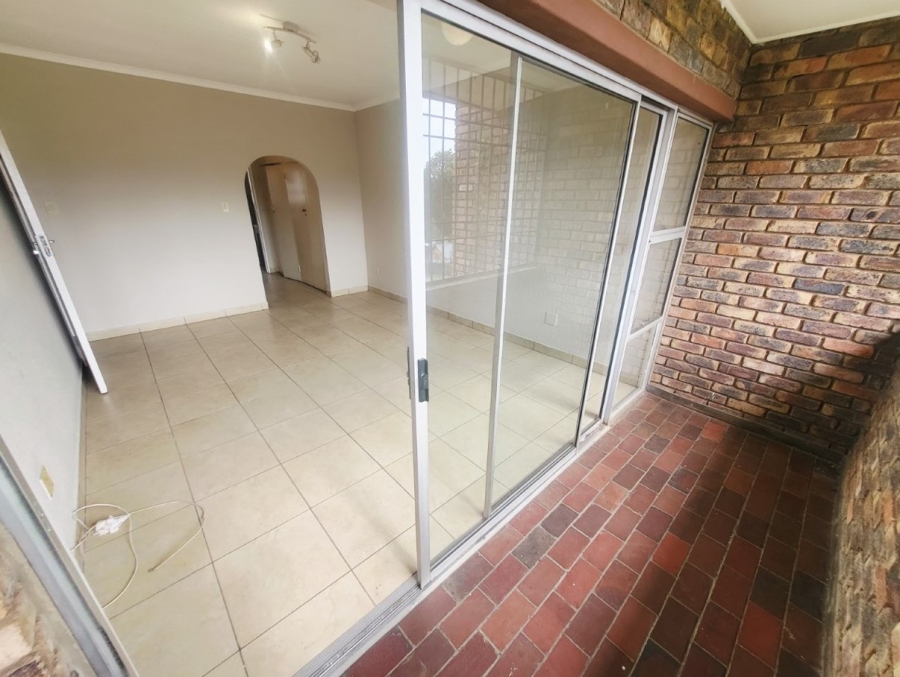 Bedroom Property for Sale in Bramley Park Gauteng