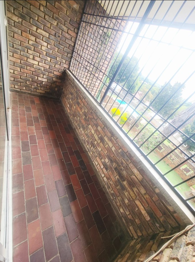  Bedroom Property for Sale in Bramley Park Gauteng