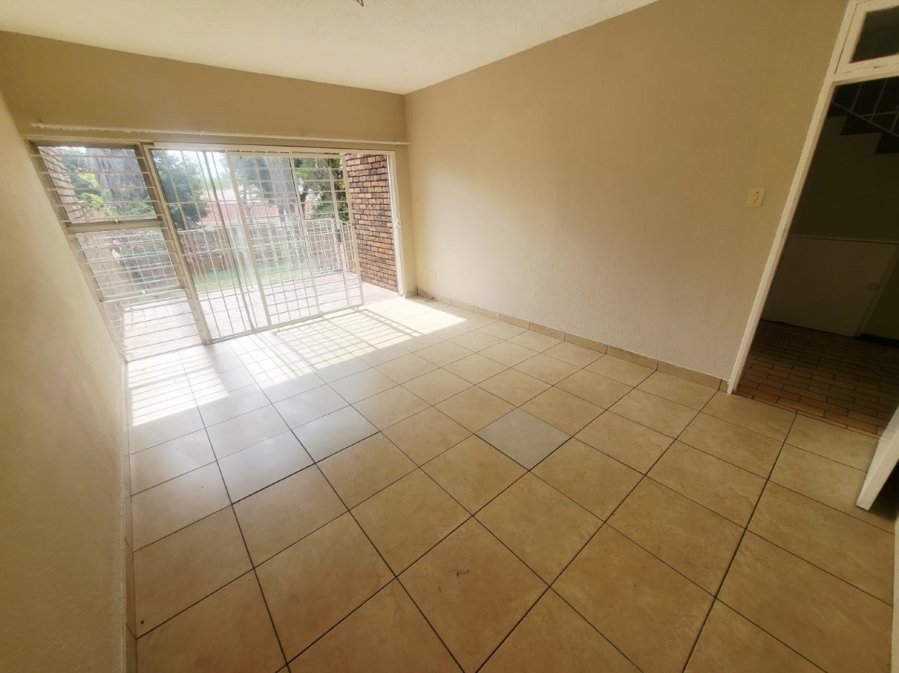  Bedroom Property for Sale in Bramley Park Gauteng