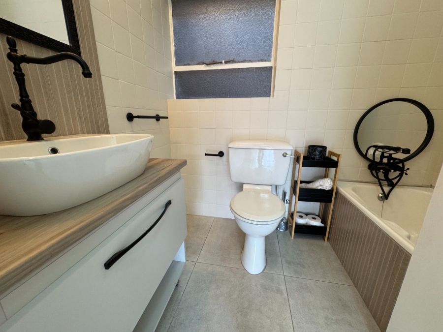 2 Bedroom Property for Sale in Three Rivers Gauteng