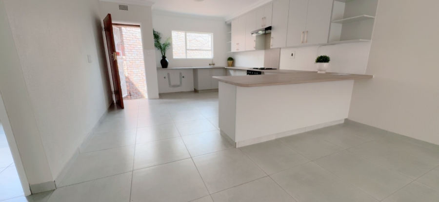 2 Bedroom Property for Sale in Three Rivers Gauteng