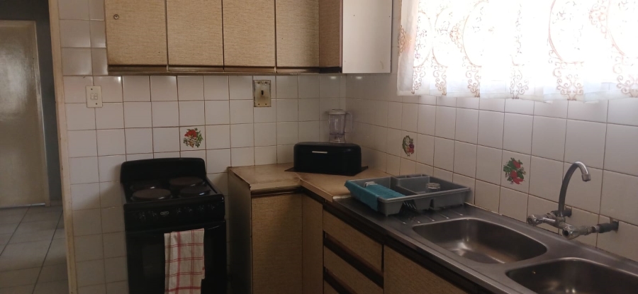 3 Bedroom Property for Sale in Crown Gardens Gauteng