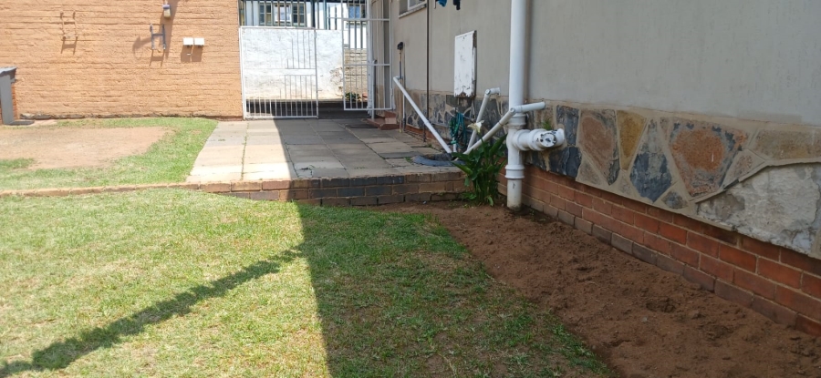 3 Bedroom Property for Sale in Crown Gardens Gauteng