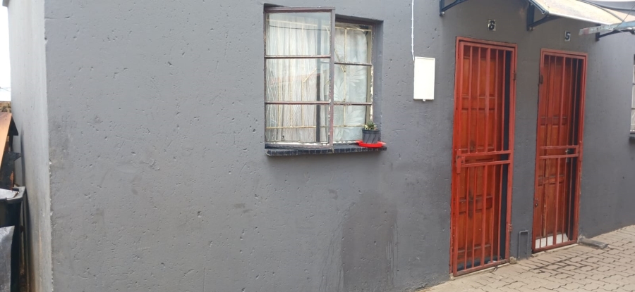 8 Bedroom Property for Sale in Cosmo City Gauteng