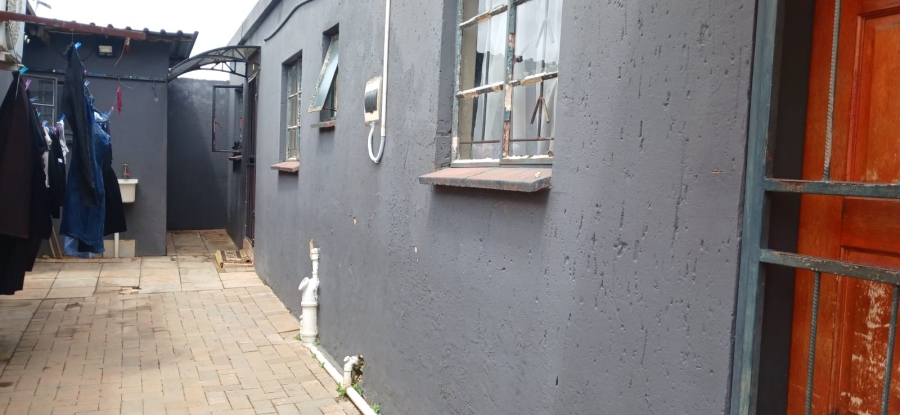 8 Bedroom Property for Sale in Cosmo City Gauteng