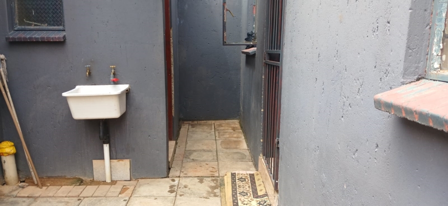 8 Bedroom Property for Sale in Cosmo City Gauteng