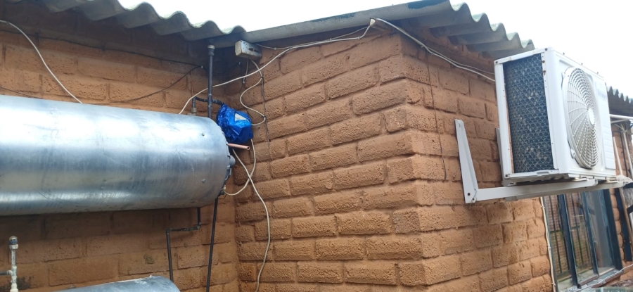 8 Bedroom Property for Sale in Cosmo City Gauteng