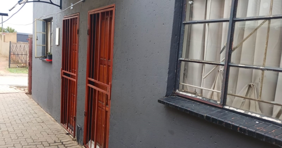 8 Bedroom Property for Sale in Cosmo City Gauteng