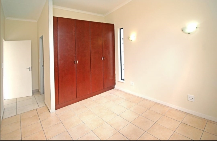 2 Bedroom Property for Sale in Eveleigh Gauteng