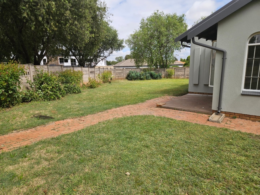 3 Bedroom Property for Sale in Albertsdal Gauteng