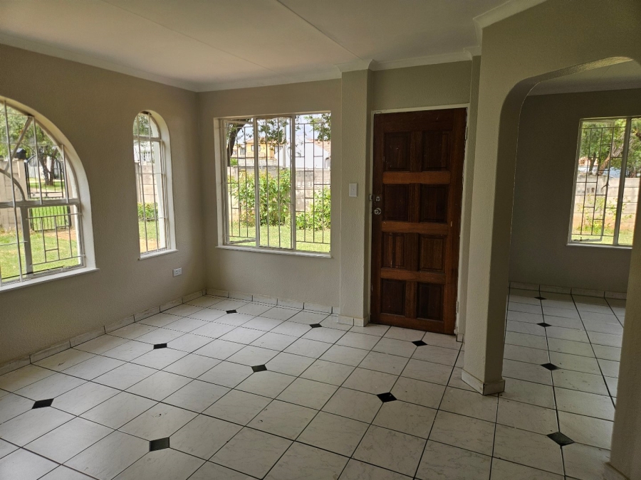 3 Bedroom Property for Sale in Albertsdal Gauteng