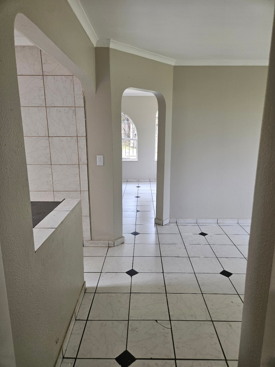 3 Bedroom Property for Sale in Albertsdal Gauteng