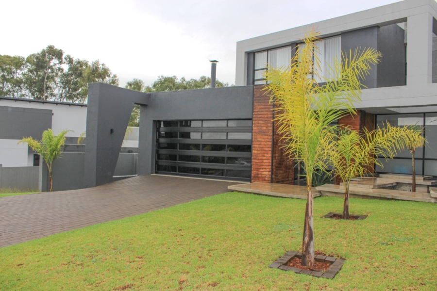 5 Bedroom Property for Sale in Midstream Ridge Gauteng