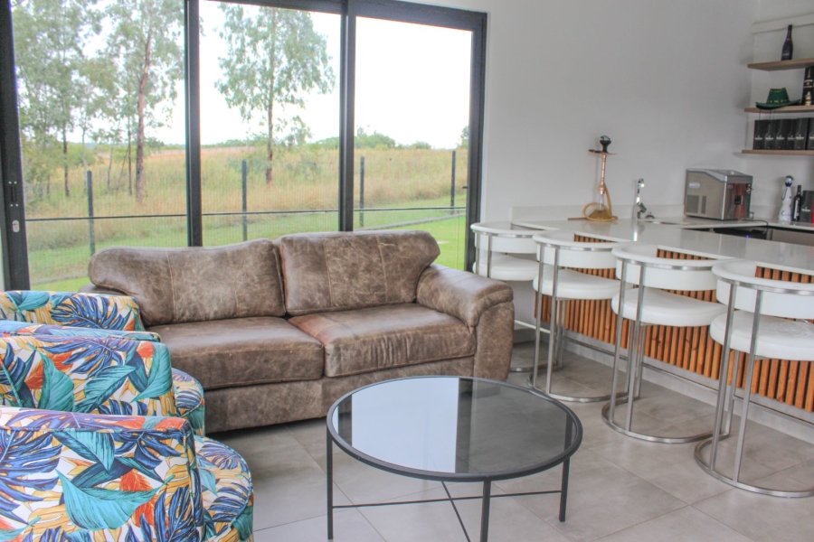 5 Bedroom Property for Sale in Midstream Ridge Gauteng